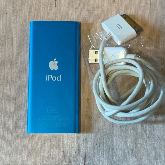 Apple iPod Nano 2ndGen 4GB Silver Model:A1199 Tested Good w/Charg 411 Songs-Read - Picture 6 of 14